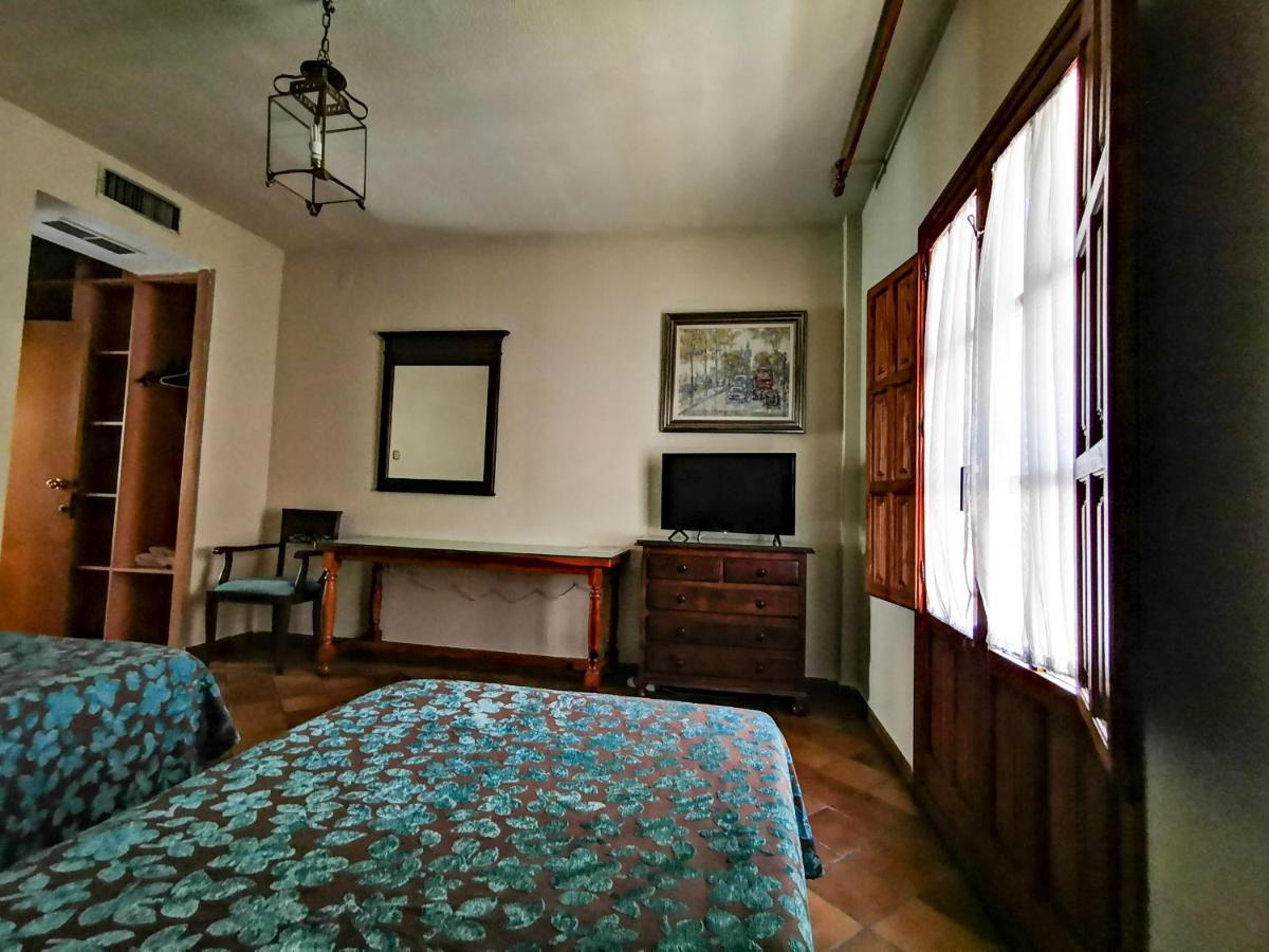 Hotel Almona Granada Buitenkant foto