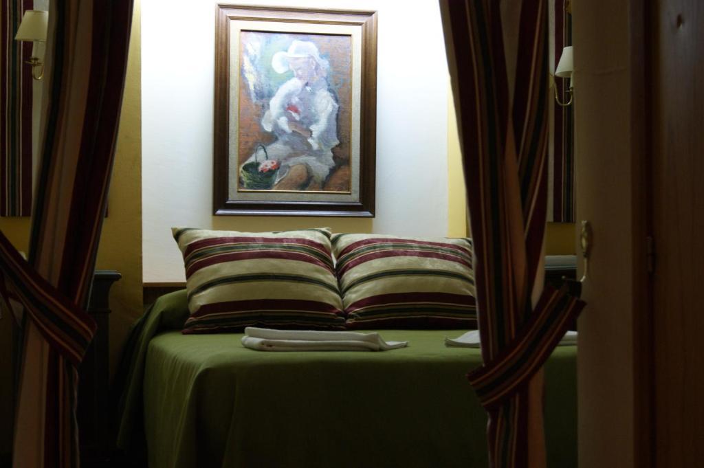 Hotel Almona Granada Kamer foto